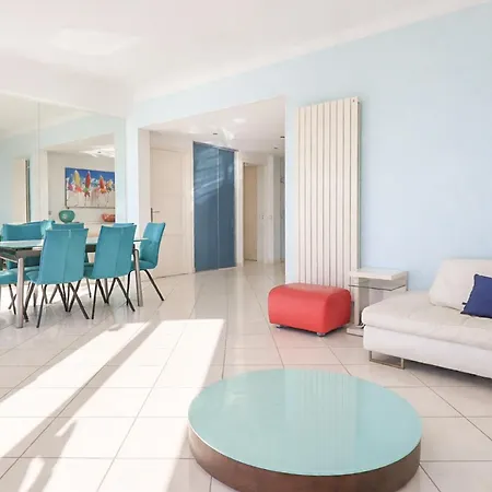 Superb Bright With Sea View Apartment