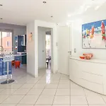 Superb Bright With Sea View Apartment *