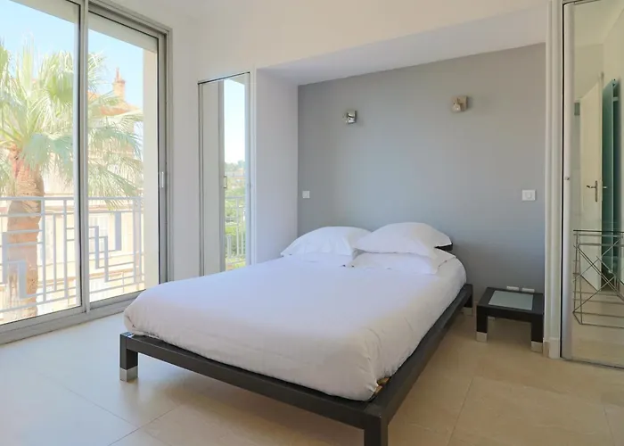 Superb Bright With Sea View * Cannes