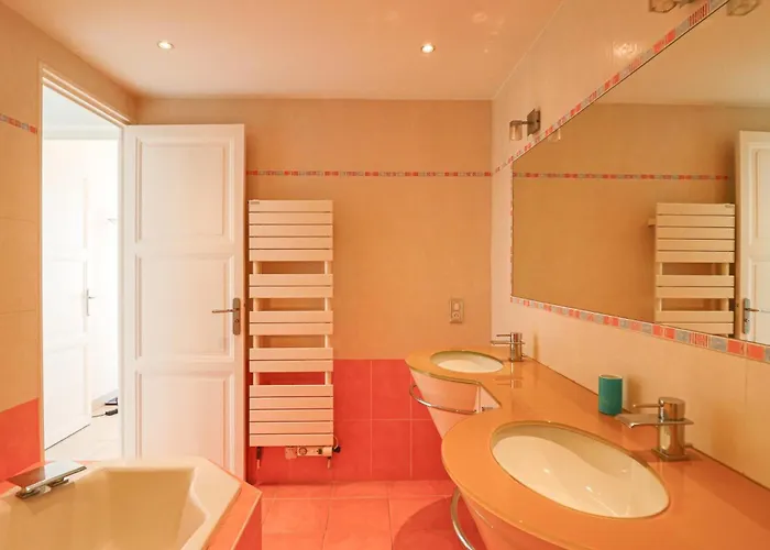 Superb Bright With Sea View 公寓 戛纳